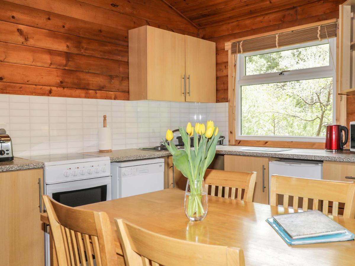 Otter Lodge Стратпефър Екстериор снимка
